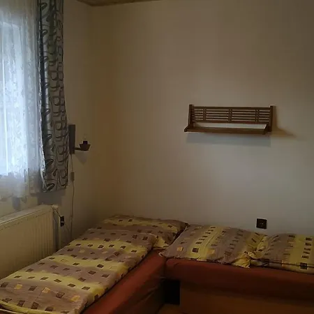 Dovolenkovy Dom ツベレツ