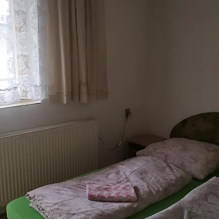 別荘 Dovolenkovy Dom *