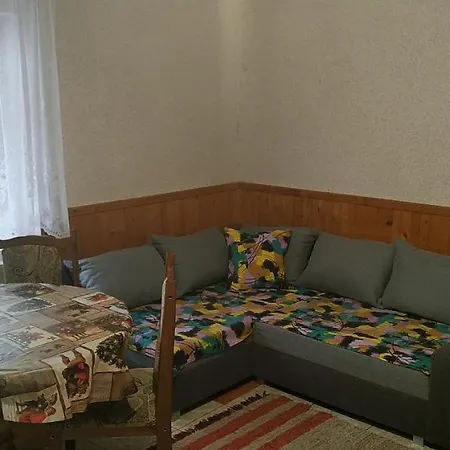 Dovolenkovy Dom ツベレツ